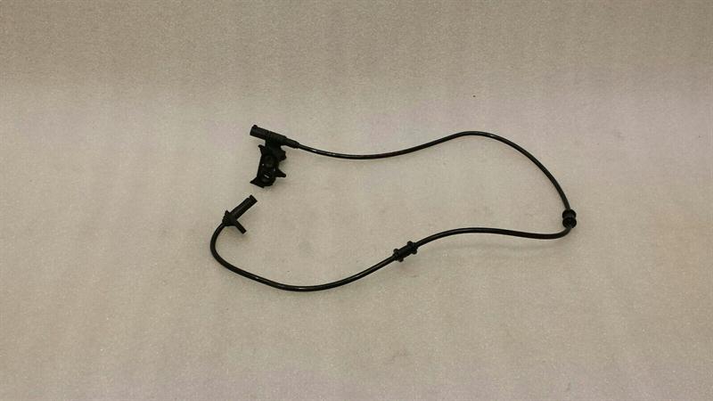 Mercedes SL R230 A.B.S Rear Sensor A2305401617 Rear ABS RPM Sensor