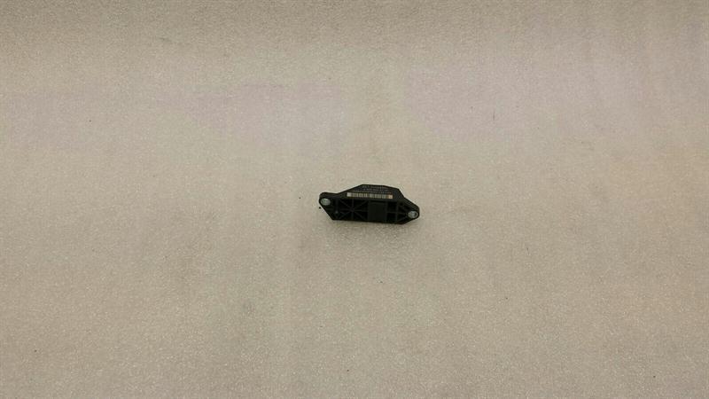 Mercedes SL R230 Crash Sensor A0038204126 Impact Sensor