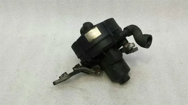 Mercedes SL R230 secondary air pump A0001405185 secondary air pump