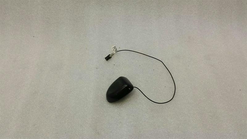 Mercedes CLS W219 Boat Lid Antenna B67830080 Tailgate Antenna