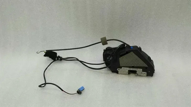 Mercedes CLS W219 RRH door lock A2197300835 door lock rear right keyless