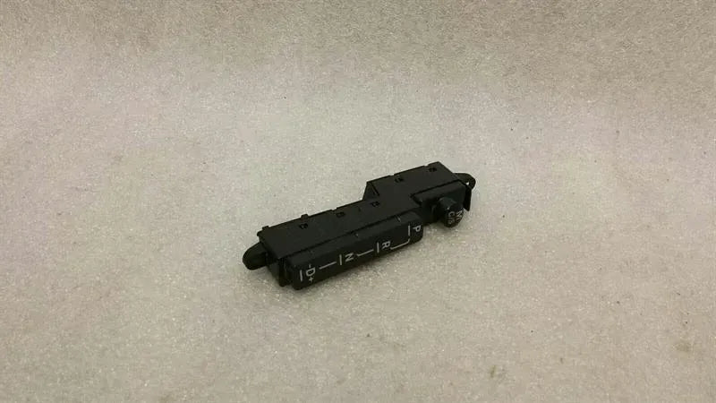 Mercedes W219 CLS55 AMG Gear shift indicator A2115420226 shift button indicator