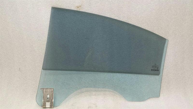Mercedes W219 CLS55 right rear door glass A2197350810 door window rear right