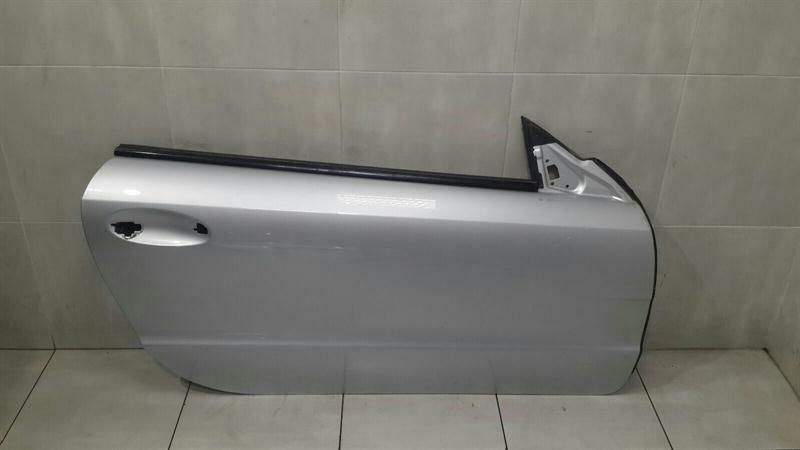 Mercedes SL R230 right front door A2307200605 door front right silver