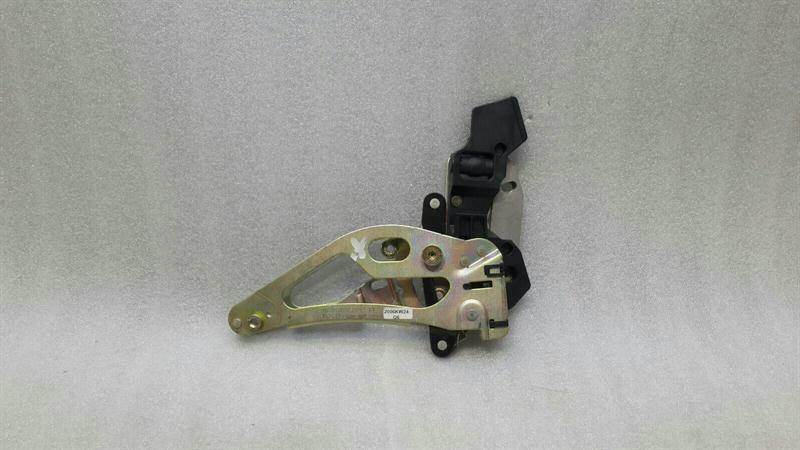 Mercedes SL R230 Vario Roof Hinges Right A2307901471 Right Boot Lid Hinge.