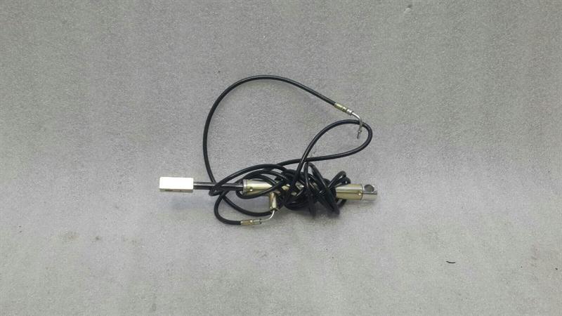 Mercedes SL R230 right hydraulic cylinder A2308001572 hydraulic cylinder right.