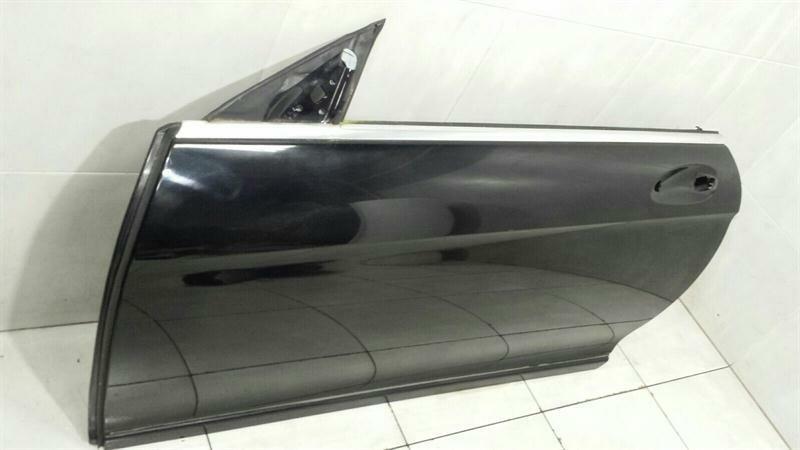 Mercedes CL W216 Left Front Door A2167200105 Door Front Left