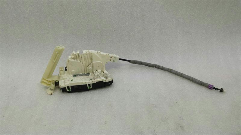 Mercedes CLS W218 RRH door lock A2047303635 door lock rear right