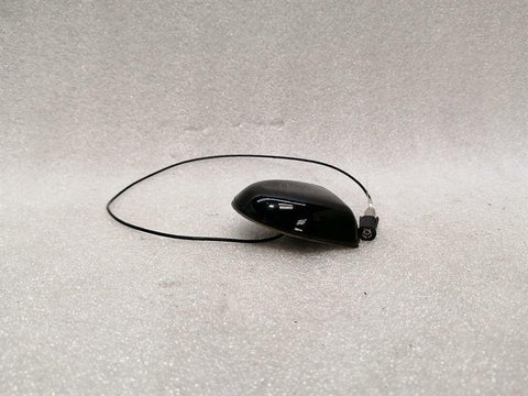 MERCEDES CLS W219 Trunk Lid Antenna B6783008 Antenna GPS SIRIUS