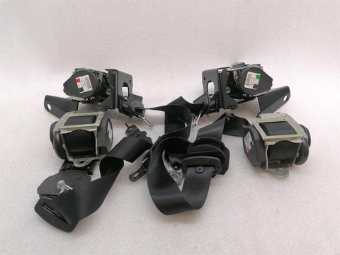 Mercedes CLS W219 Seatbelt Set of 4 A2118600186 Seat Belt Set