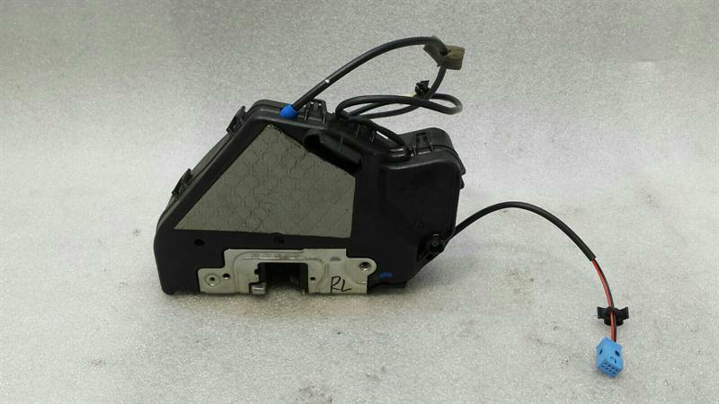 Mercedes CLS W219 door lock rear LE A2197300335 door lock rear left