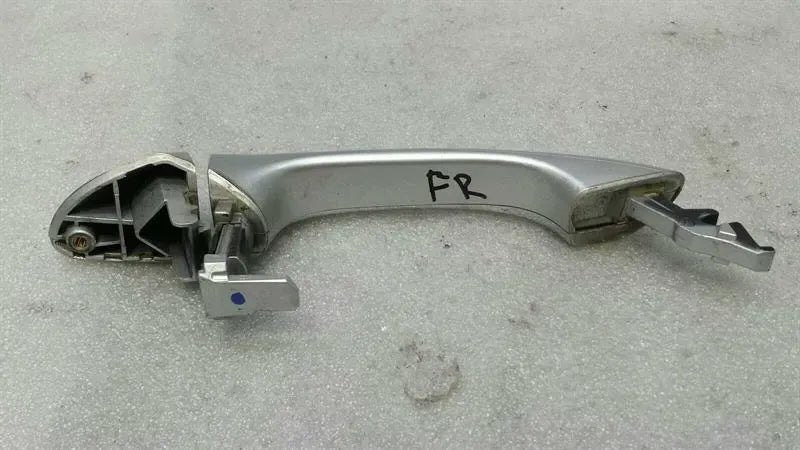 Mercedes CLS W219 door handle front right A2197600670 door handle front right