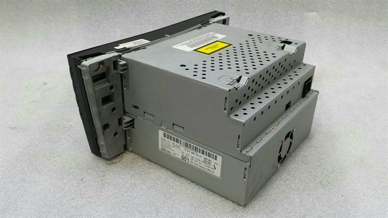 Mercedes CLS W219 Navigation Monitor A2118202397 Nav Display Screen US Versio