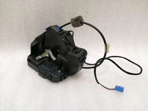 Mercedes CLS W219 rear right door lock A2197300435 door lock rear right