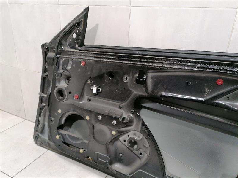 Mercedes CL W216 right front door A2167200205 door front right