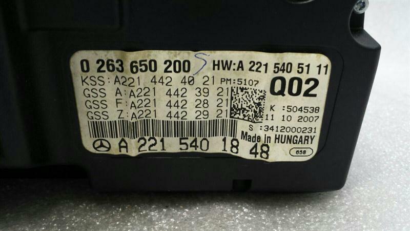 Mercedes CL W216 Instrument Cluster A2215401848 Speedometer