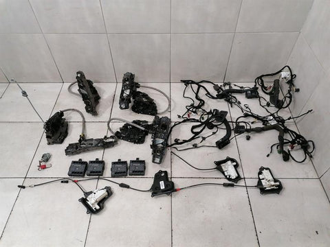 Mercedes GLE W292 C292 door lock A0997207100 door lock soft close set rhd