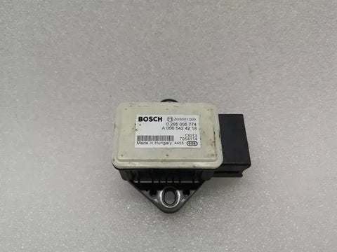 Mercedes G-Car W463 YAW RATE Sensor A0065424218 Rotary Rate Sensor