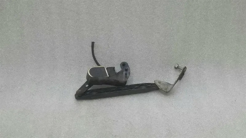 Mercedes CL W217 headlight level sensor A2229050503 level sensor height sensor
