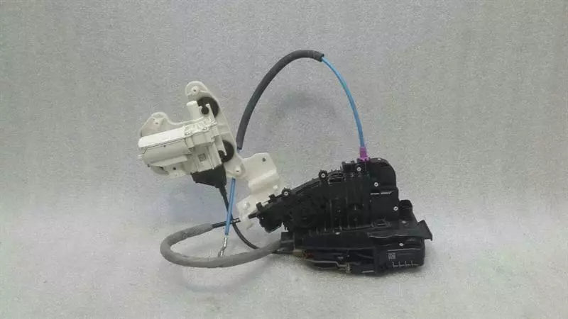 Mercedes CL W217 left door lock A0997202500 door lock left soft close S Coupe
