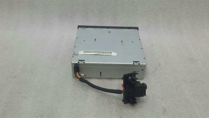 Mercedes E Class W211 CD Changer A2118275542 CD Changer 6CD
