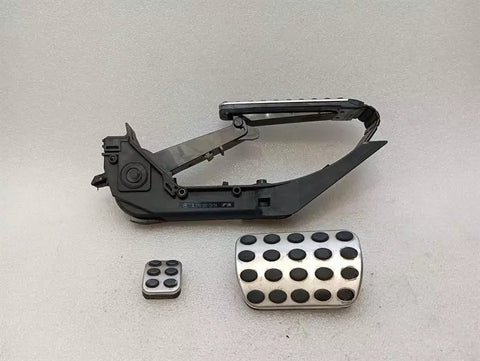 Mercedes S-class W220 Gas Pedal (Electrical) A2203000304 Accelerator Pedal