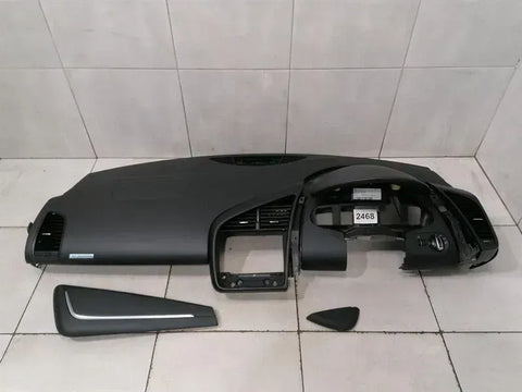 AUDI R8 TYPE 42 V10 5.2 SPYDER LEATHER DASHBOARD 427857009C RIGHT HAND DRIVE RHD