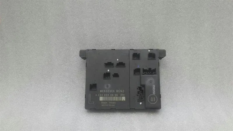 Mercedes SL R230 Left Door Module A2308203526 Door Control Unit Left SL55