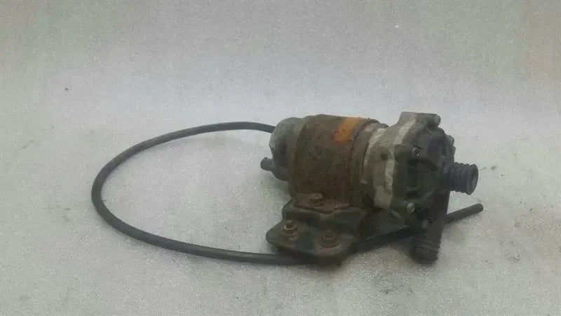 Mercedes SL R230 additional cooling pump A0005004883 coolant pump pump SL55