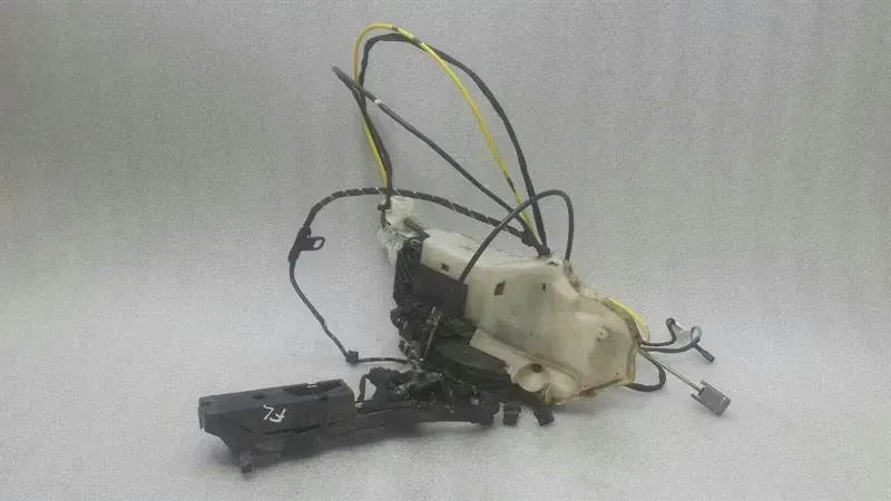 Mercedes SL R230 left door lock A2307200735 door lock left keyless go SL55