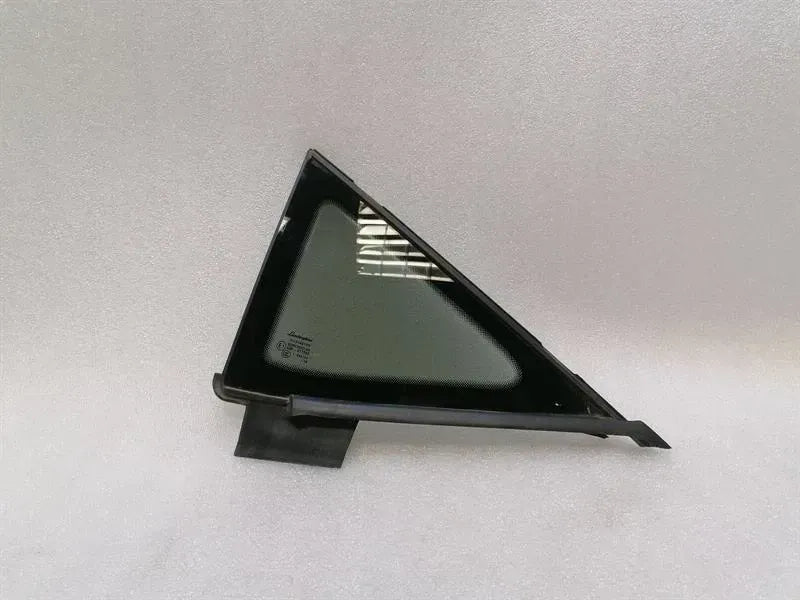 Lamborghini Huracan LP640 EVO Right 1/4 Glass 4T0845116C Door Window 1/4 Right