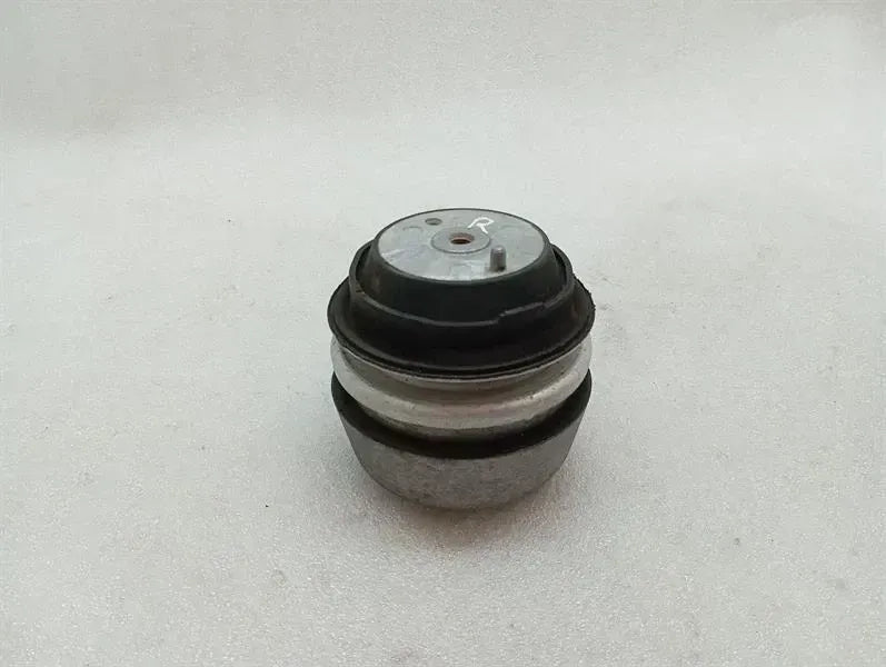 Aston Martin DBS AM7 18-24 Gearbox Mount JY53-6068-AA Gearbox Mount