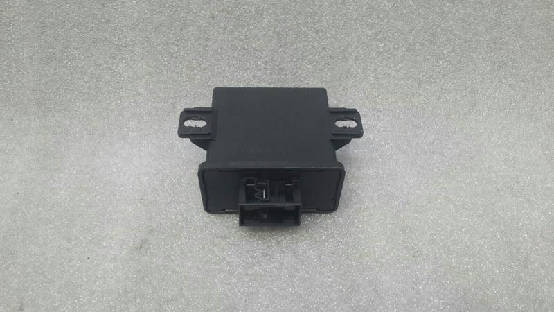 Mercedes E Class W211 Light Control Unit A2118203226 Light Control Unit.