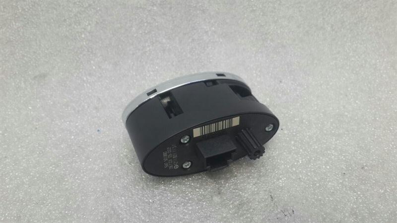 Mercedes E W211 Boat Lid Switch A2118211151 Tailgate Switch