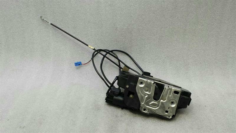 Mercedes e w211 rrh door lock A2117301235 door lock rear right keyless