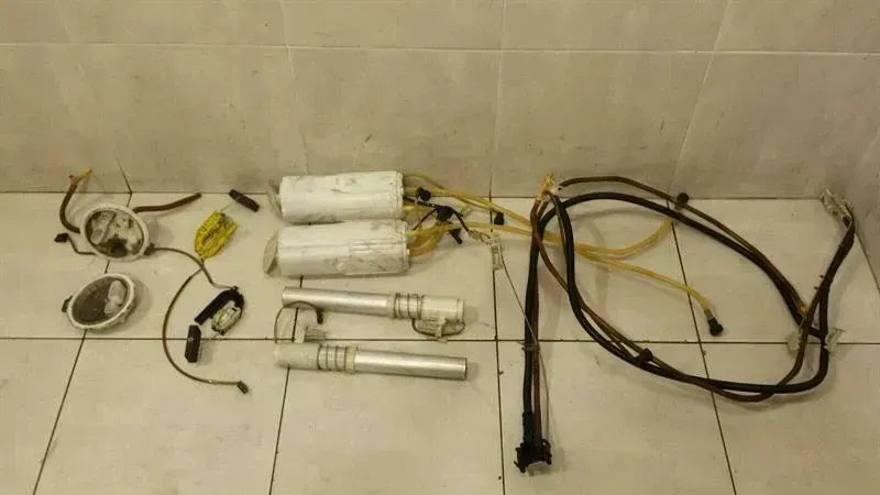 Audi S8 D3 Fuel Pump Electric Set 4E0919679J Fuel Pump Set 5.2 V10