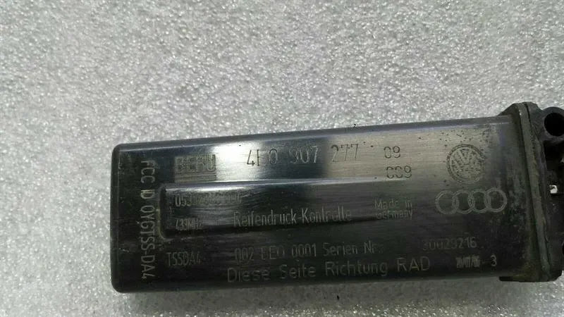 Audi S8 D3 tyre pressure antenna 4E0907277 tyre pressure antenna TPM