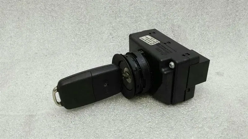 Audi S8 D3 A8 Ignition Lock Key 3D0905865E Ignition Lock Key