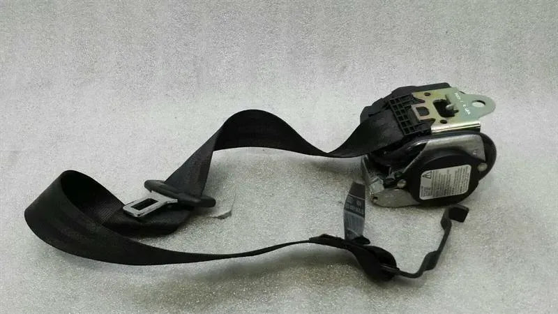 Audi S8 D3 left rear seat belt 4E0857805B seat belt belt rear left