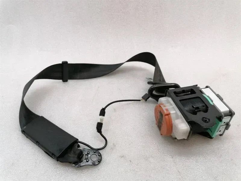 Audi R8 Type 42 V10 5.2 Spyder Left Seatbelt 427857705E Seat Belt Front Li