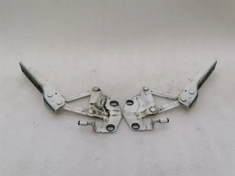 Audi R8 Type 42 V10 5.2 Spyder Bonnet Hinge Set 420823326 Hood Hinge Set