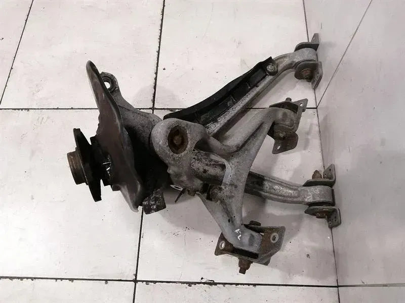 Audi R8 Type 42 V10 5.2 Spyder Left Front Hub 420407245E Wheel Bearing Housing Front L