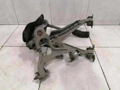 Audi R8 Type 42 V10 5.2 Spyder Left Front Hub 420407245E Front Wheel Bearing Housing