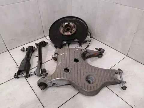Range Rover Sport L494 Left Rear Hub LR043594 Wheel Bearing Housing Rear Left Set