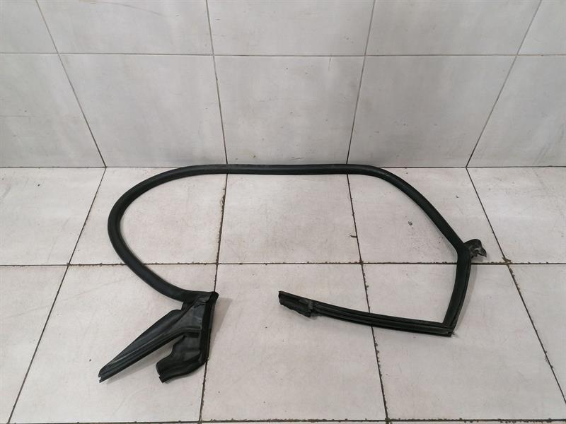 Lamborghini Huracan LP640 EVO SPYDER Door Seal 4T7831707B LEFT LH Door Seals