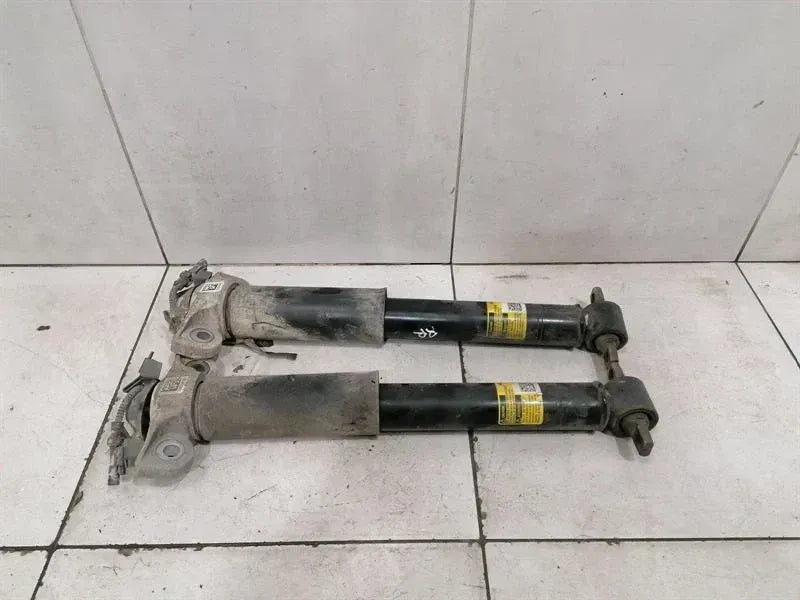 Ford Mustang MK6 S550 Shock Absorber Rear KR3C-18W003-TA SET Rear Shock Absorbers