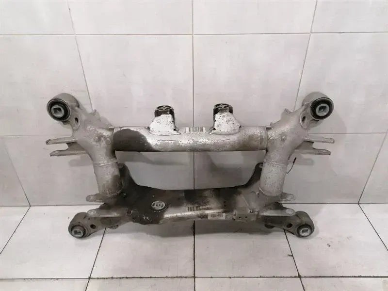 BMW 5 Series E60 M5 Subframe Rear 2282760 Axle Frame Rear Axle