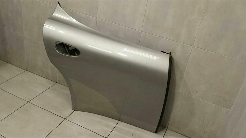 Porsche Panamera 970 right rear door 97053201202 door rear right aluminium