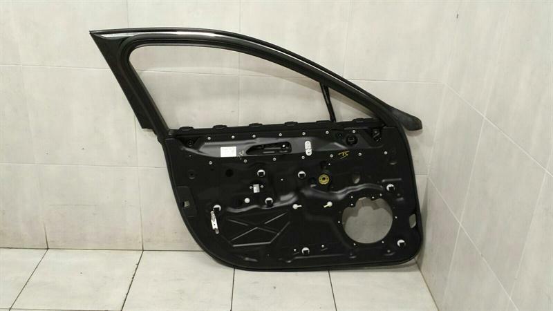 Porsche Panamera 970 Left Front Door Winder 97053720100 Front Left Window