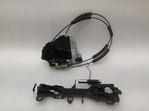 XUS RC F TRACK XC10 door lock 69030-60250 door lock